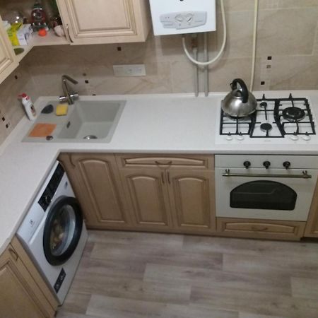 Сozy Appartment Near Metro Station "23 Avgusta" Kharkiv Extérieur photo